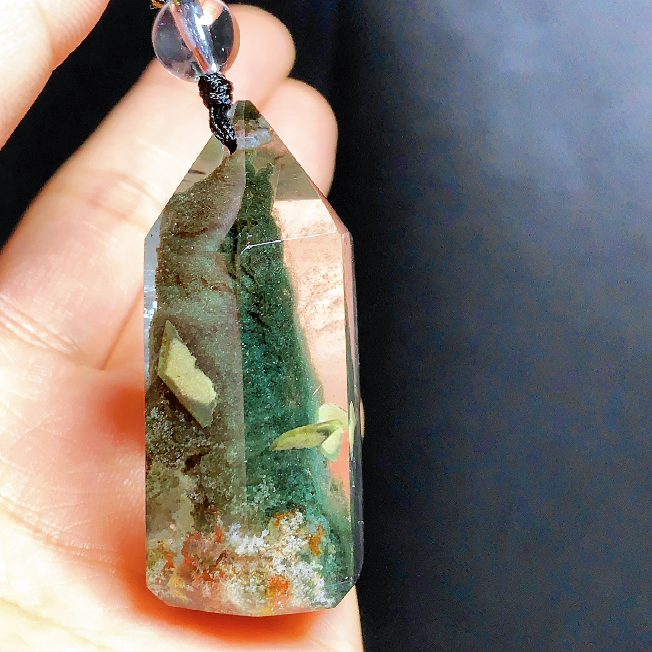 东海水晶天然随形绿幽灵吊坠男女款项链简约百搭坠节日礼物毛衣链