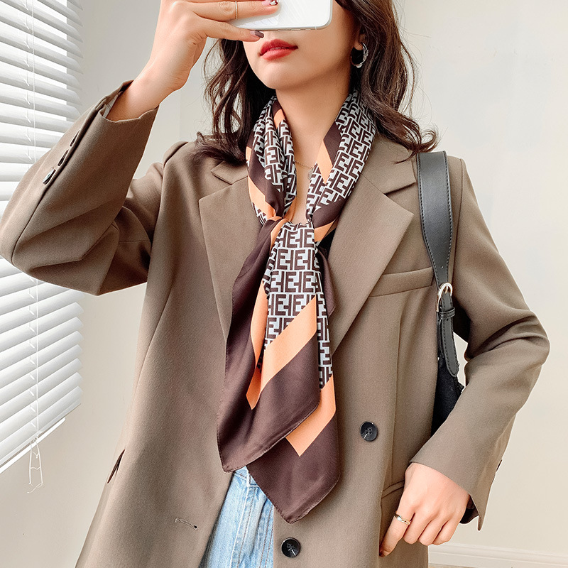 2025秋季新款90大方巾女优雅韩版斜纹绸洋气几何印花丝巾装饰领巾