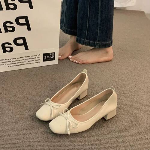 晚晚温柔蝴蝶结单鞋通勤黑色平底鞋秋款法式女鞋子配裙子高跟鞋