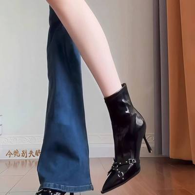 2025新法式尖头高跟短靴女秋冬季百搭金属扣细跟性感瘦瘦靴裸靴女