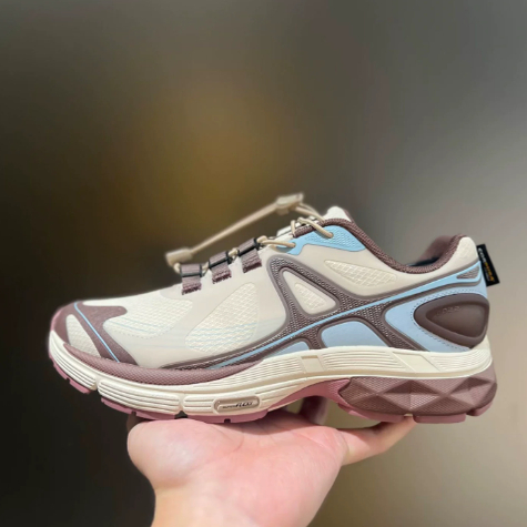 安踏冠军户外系列2025年G02.2