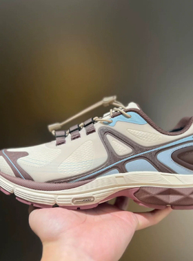 安踏冠军户外系列2025年G02.2-Explore休闲鞋女运动鞋122548803A