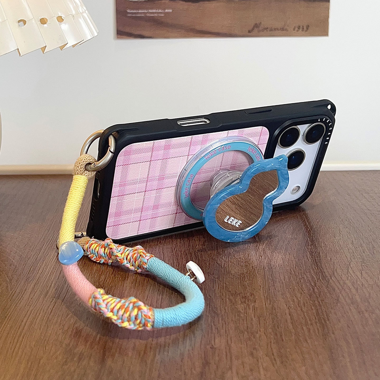 小众粉格纹~磁吸适用苹果17pro手机壳带挂绳15手腕iphone16promax四角防摔小米14葫芦镜子支架13手提12少女17