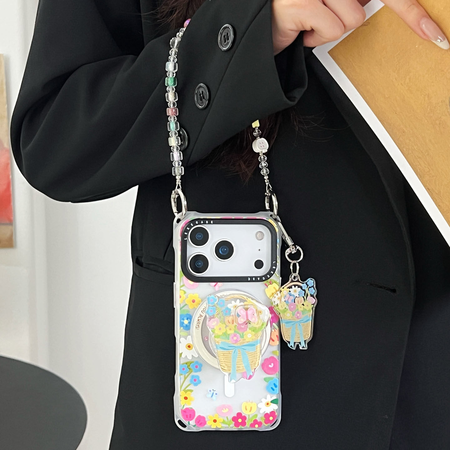 ins风春天花卉~磁吸适用iphone17手机壳带挂绳15斜挎可背苹果16promax四角防摔小米13支架14链条12挂链pura80