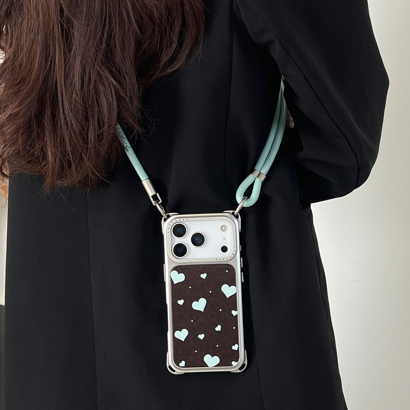 韩系豹纹爱心~适用苹果16手机壳带挂绳15斜挎可背iphone17promax四角防摔13手腕12手提p80懒人14小羊皮小米17
