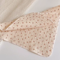 Ретро -цветочный 4 слой марли