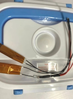 12V车载加热饭盒电源线220V PTC加热器24V饭盒电源线 8字型充电线