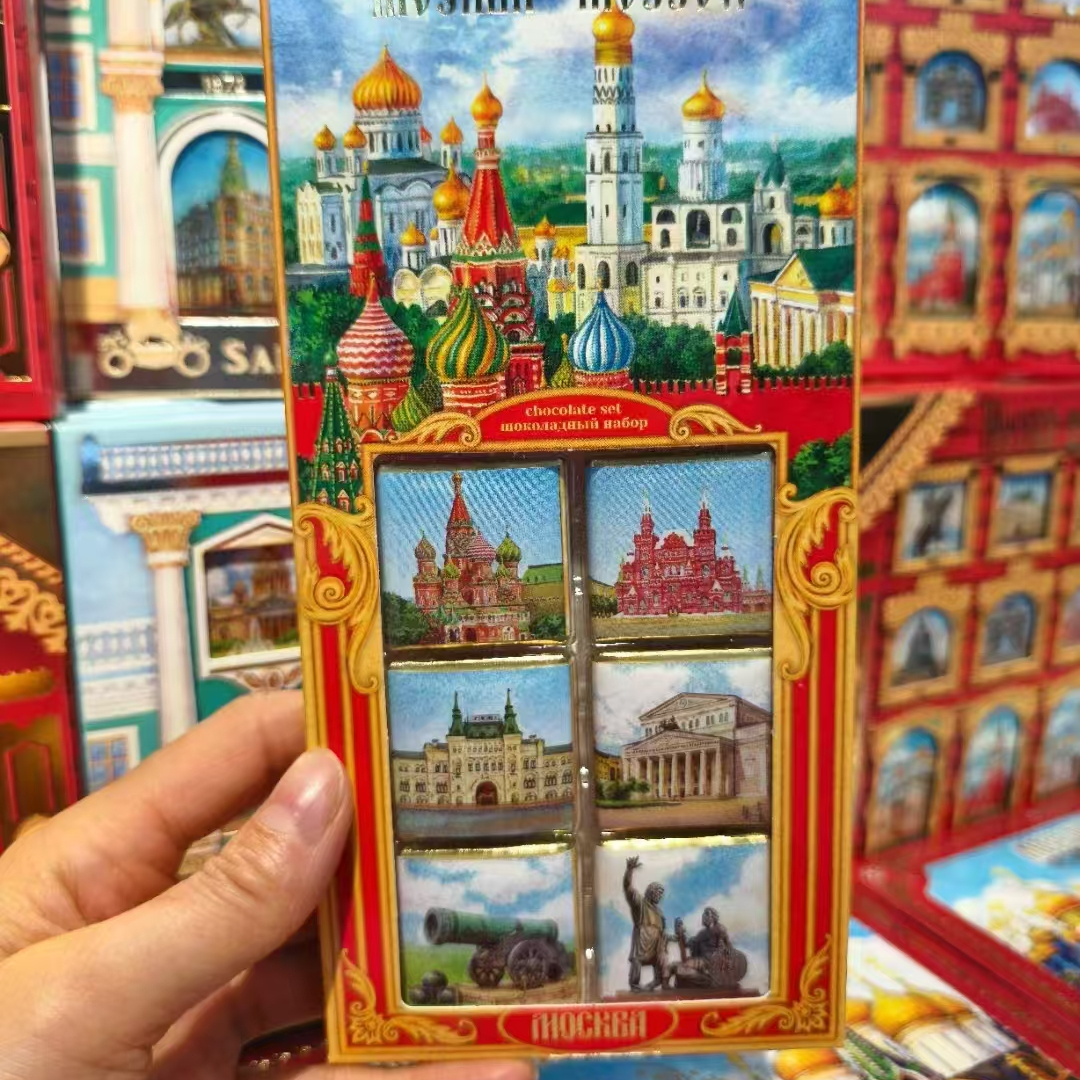 俄罗斯套娃牛奶黑巧克力圣彼得堡