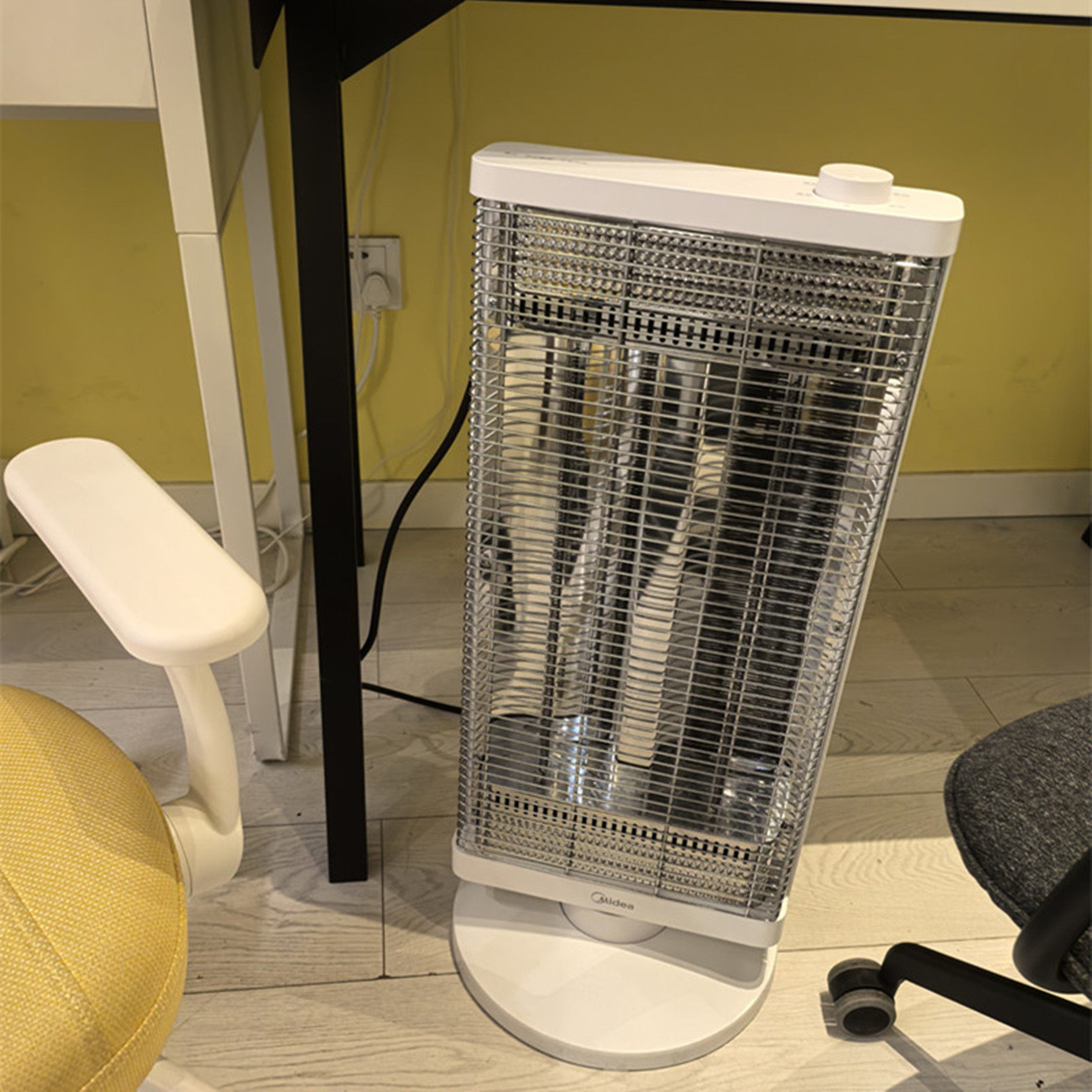 美的取暖器烤火炉小太阳家用节能省电公室摇头远红外速热电暖器