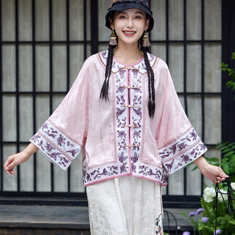 宽松复古开衫九分袖绣花女衬衫