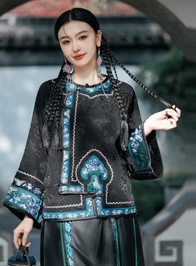 复古绸缎刺绣唐装喇叭长袖