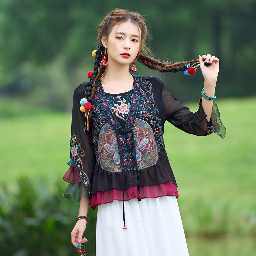 2023国潮复古时尚开衫 夏季雪纺拼接外搭 气质优雅刺绣七分袖披风