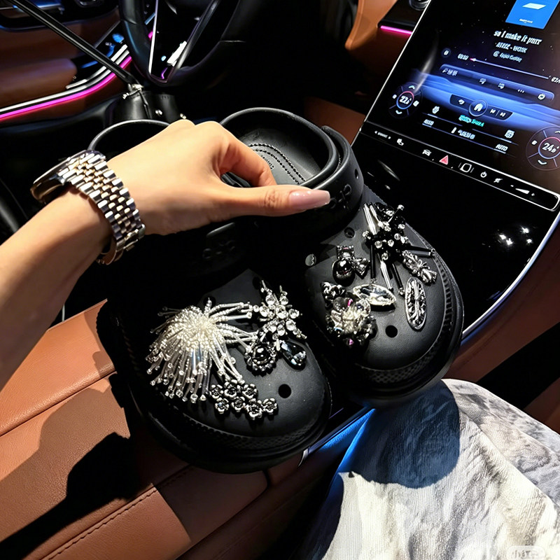 黑色洞洞鞋鞋花暗黑风烟花鞋扣洞洞鞋立体水钻DIY配饰可拆卸鞋花图片
