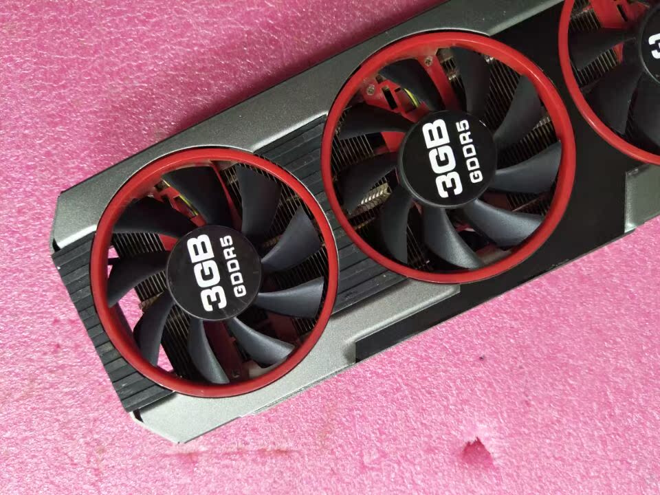 980