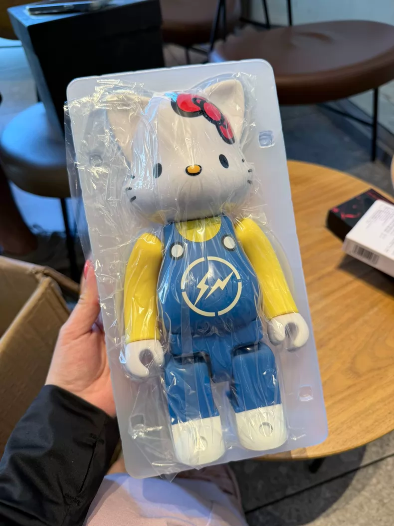 Medicom NY@BRICK 400% Hello Kitty The Conveni Blue Fragment Design Rare