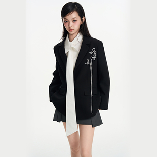 IUNAE 2025早春新款 原创设计小众刺绣线条西装 外套女西服 LUMEN