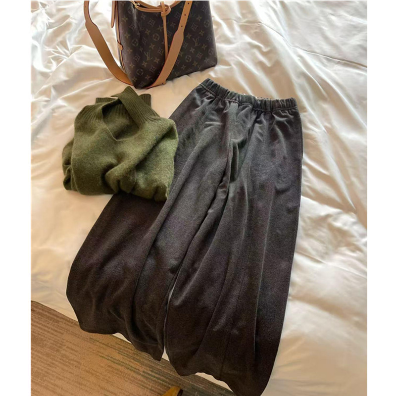 松驰慵懒风垂感阔腿裤女秋冬薄绒遮胯裤子百搭宽松气质直筒长裤