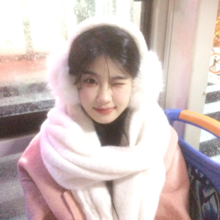 白色围巾女冬季高级感加厚超大长韩系氛围感马海毛日系秋冬天围脖