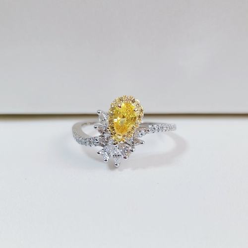 白金高碳黄色水滴节日钻石戒指
