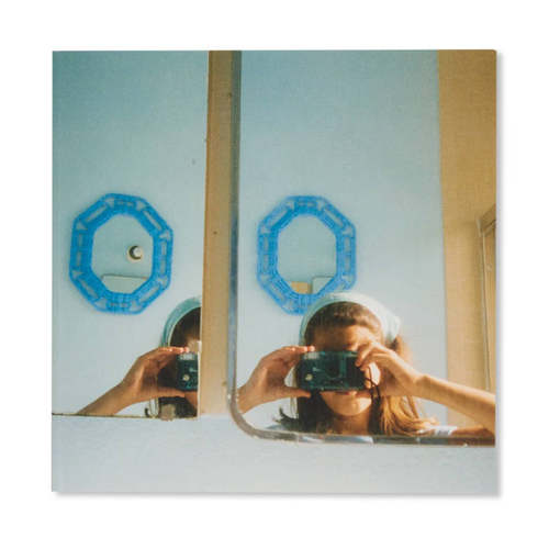 预售 Anne Collier: Women with Cameras (Self Portrait)安妮科利尔：带相机的女人（自画像）