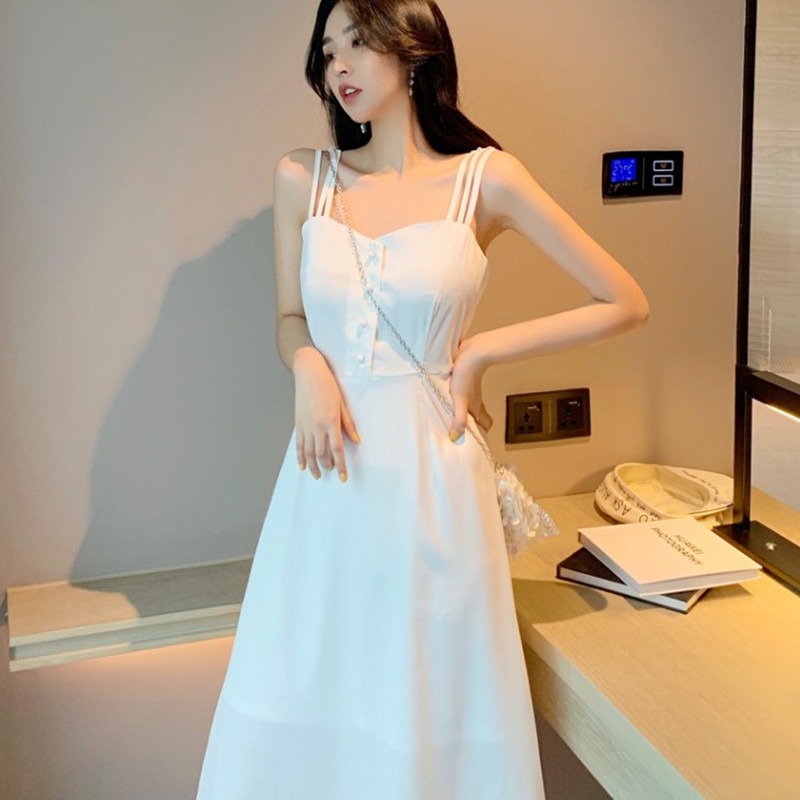 甜美系森女A字裙纯色吊带