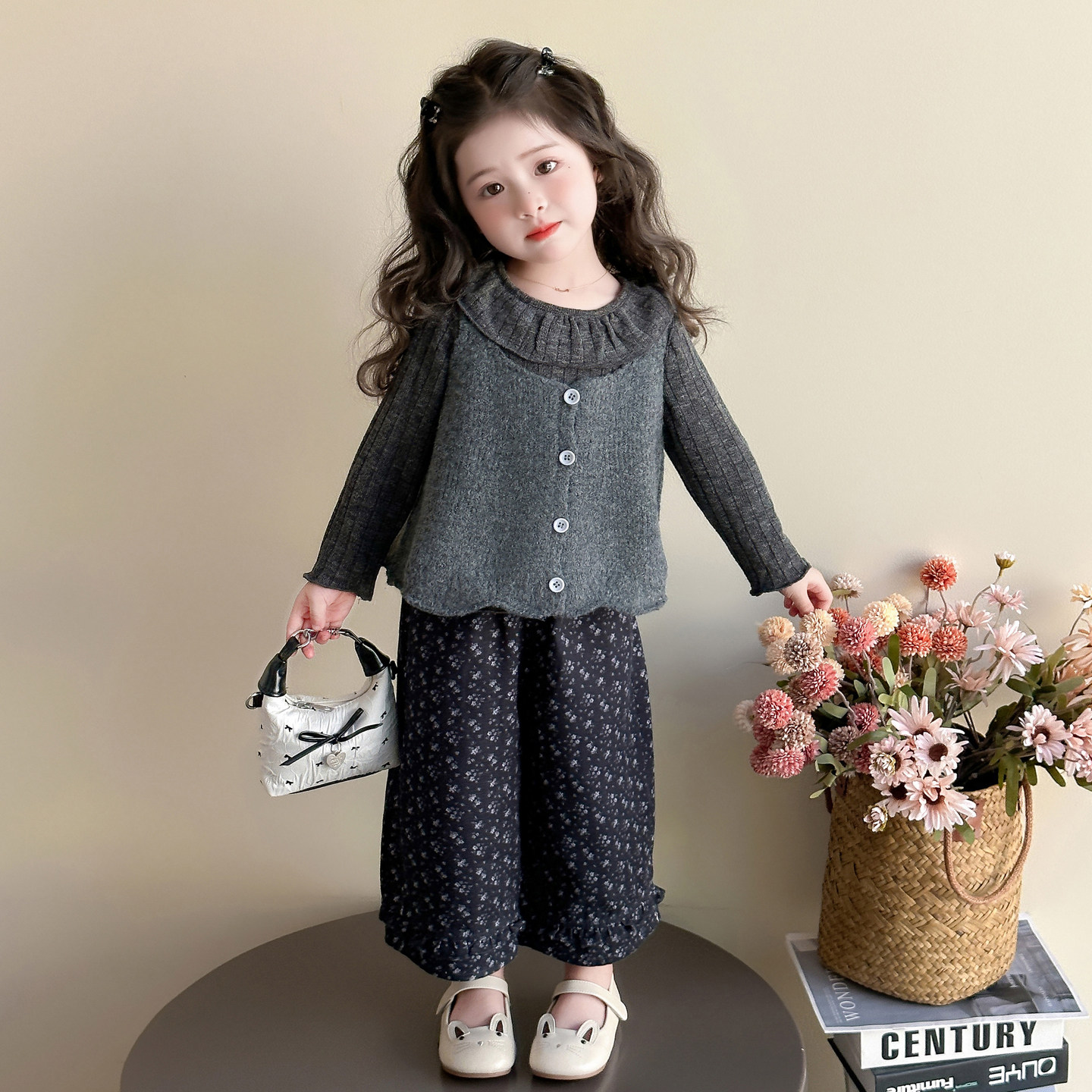 女童套装春秋季儿童针织马甲碎花三件套韩版女孩宝宝纯棉春装衣服