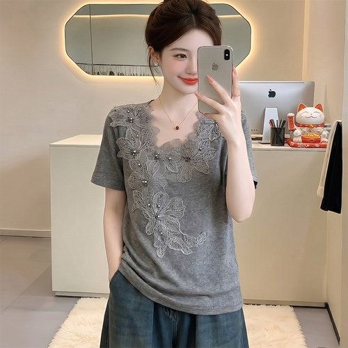 设计感钉珠立体花朵短袖t恤衫女夏装大码胖MM宽松显瘦超好看小衫
