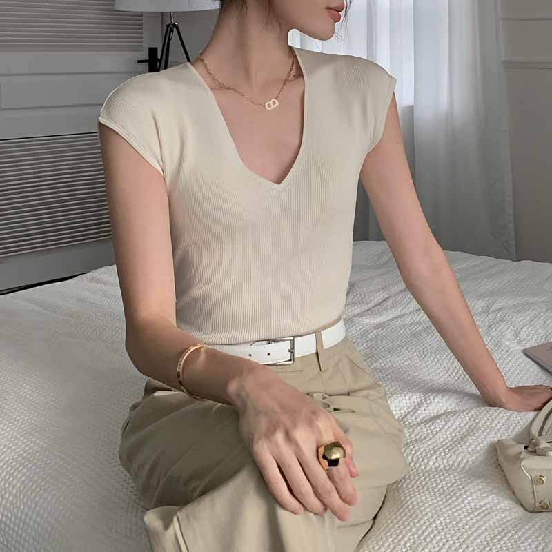 纯色无袖冰丝V领针织衫女夏季新款修身显瘦打底百搭套头上衣外穿