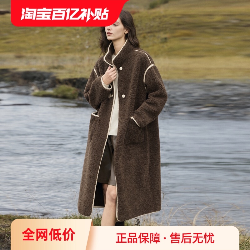 ELLE复古牛角扣毛绒外套