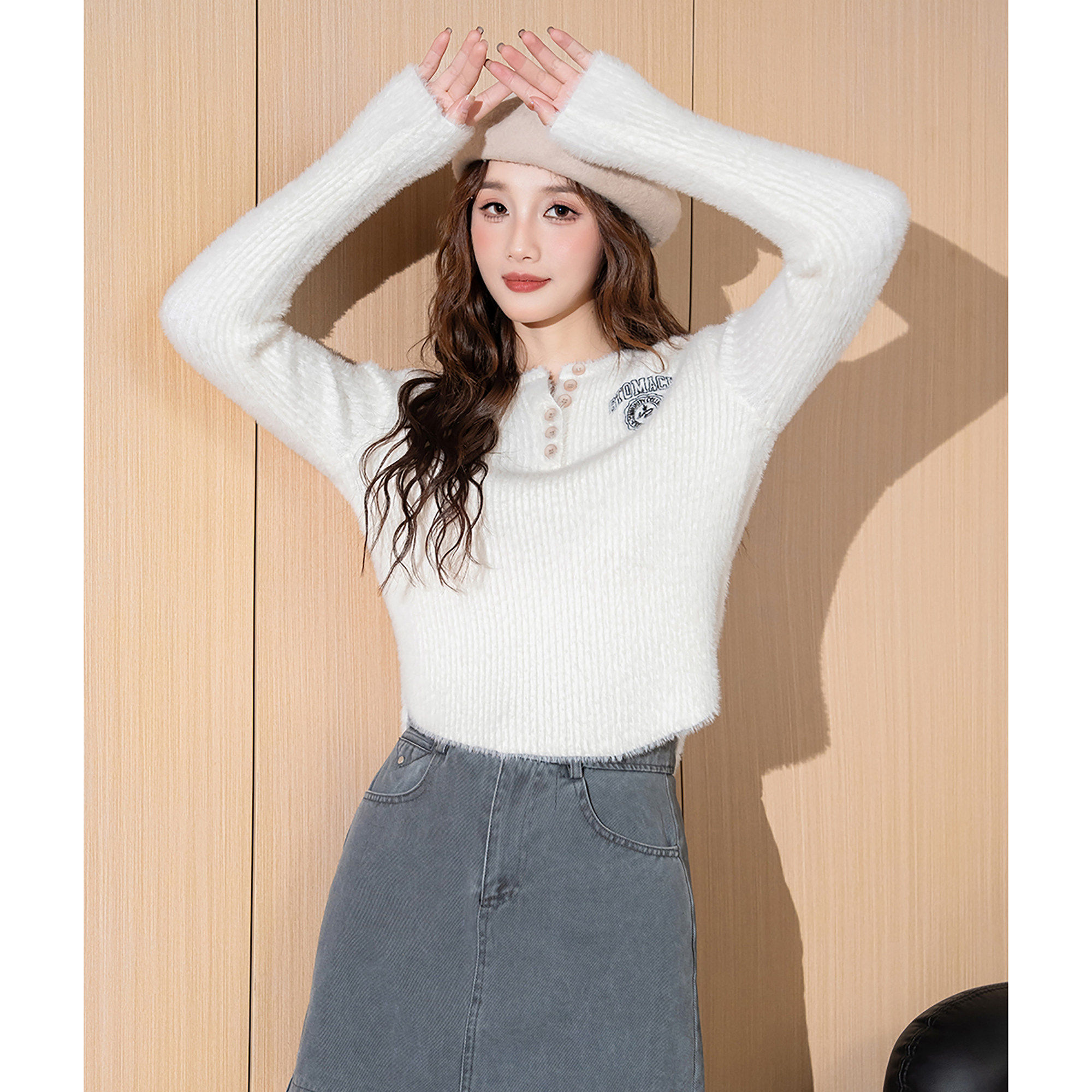 唐狮半开领毛织白色绒感打底衫女2026新款春季短款内搭长袖T恤wp