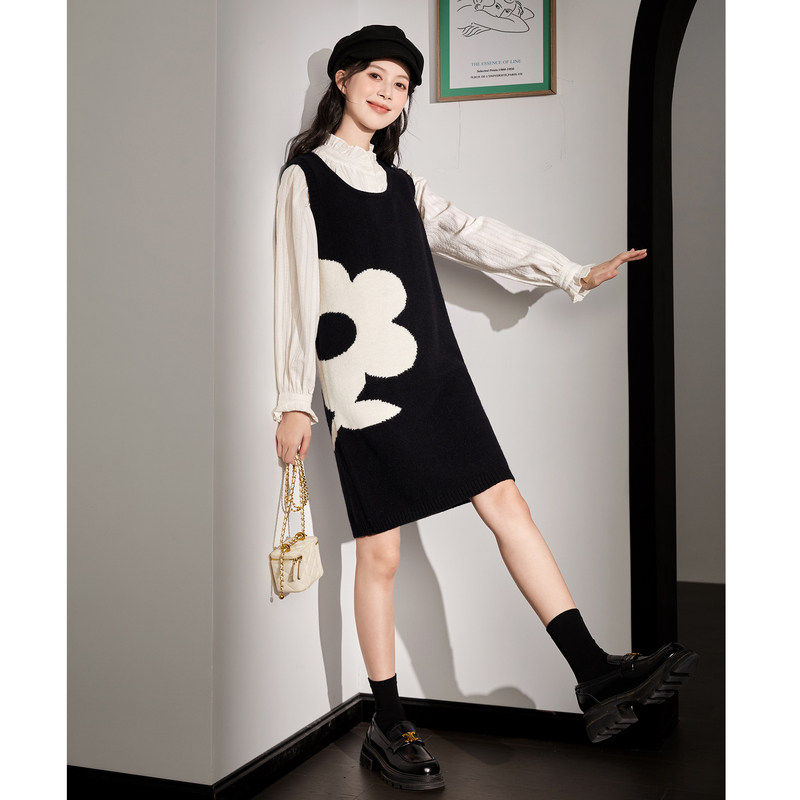 唐狮黑色花朵背心裙女小个子入秋连衣裙秋冬季背带裙毛衣马甲裙y6