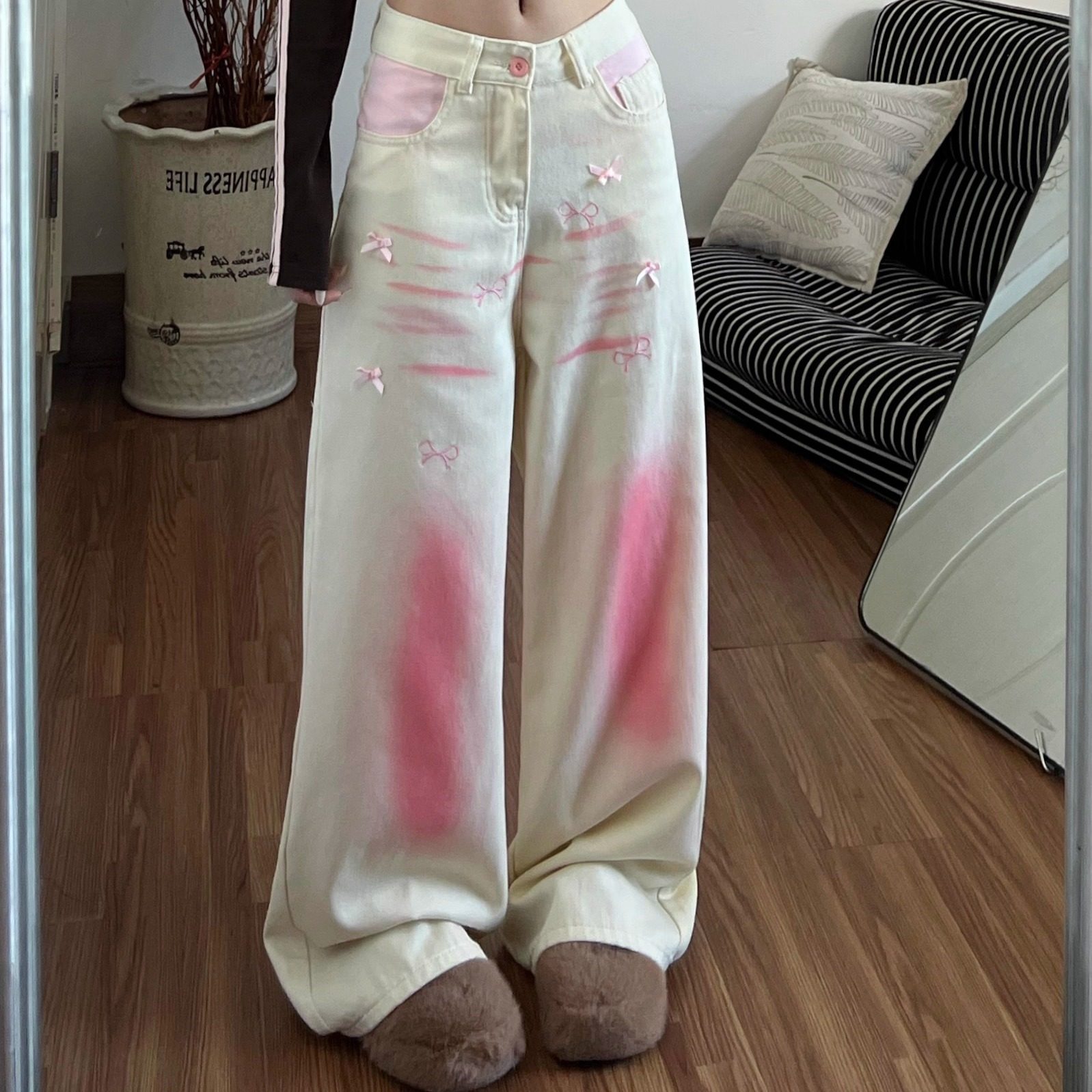 甜美蝴蝶结腮红直筒牛仔裤女2025新款褶皱垂感宽松直筒拖地裤子潮