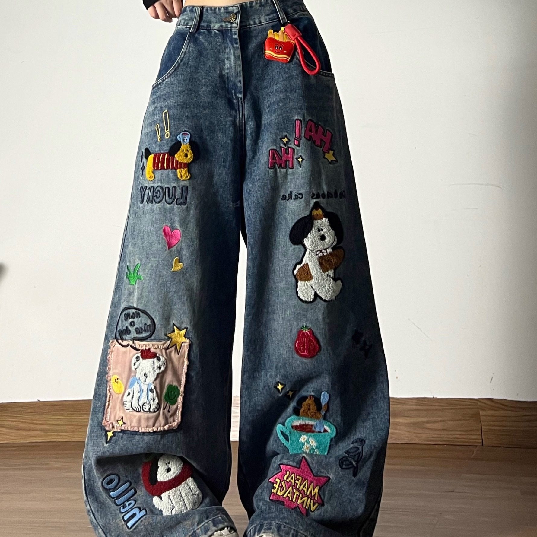美式复古小狗毛巾刺绣牛仔裤女秋冬季新款设计感宽松阔腿弯刀裤子,女装/女士精品,牛仔裤,淘宝优惠券,粉丝福利购,淘宝优惠卷