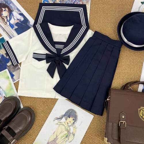 樱奈家改良白三本水手服套装