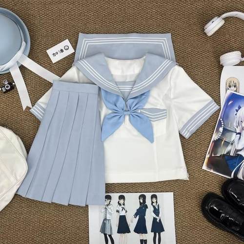 樱奈家改良水蓝白三本水手服