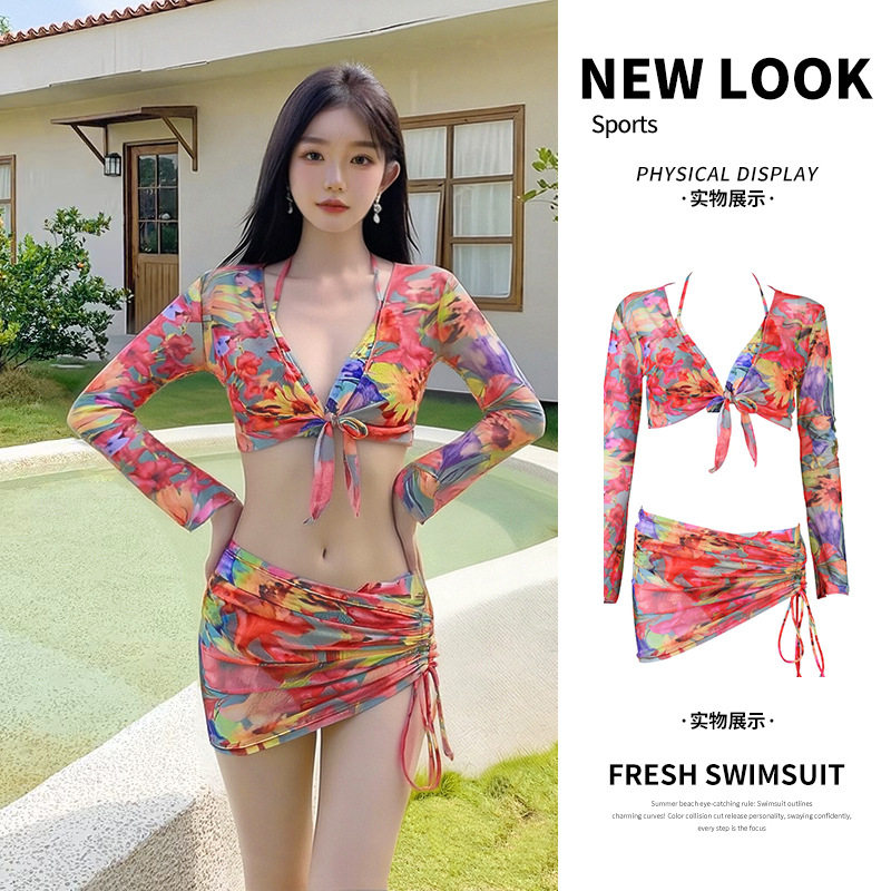 泳衣女夏季长袖显瘦时尚性感沙滩度假海边分体式比基尼四件套