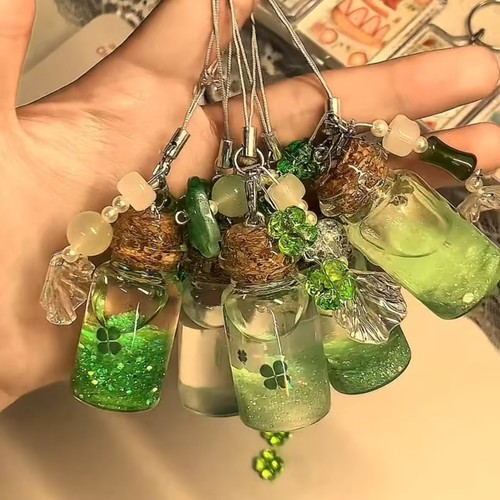 手工diy流沙许愿瓶四叶草钥匙扣