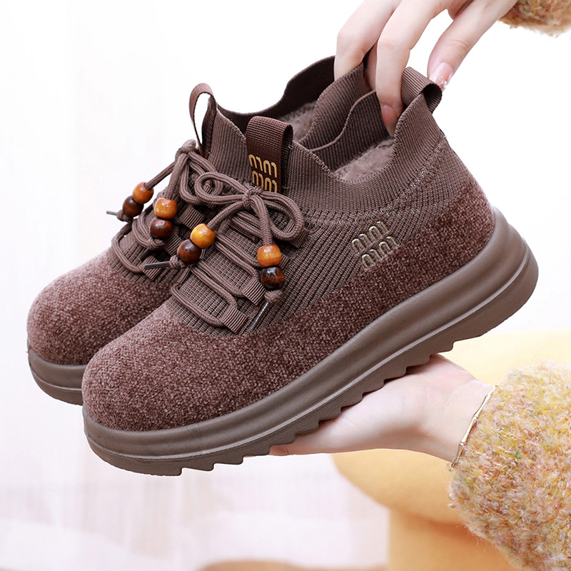 2025冬季新款老北京棉鞋女士加绒加厚中老年棉靴保暖妈妈鞋雪地靴