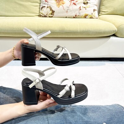 专柜断码女鞋一字带粗跟凉鞋时尚水钻高跟罗马时装凉鞋子d93031-1