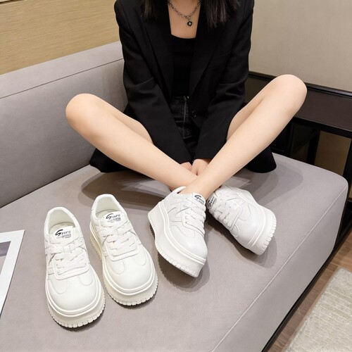 真皮！厚底小白鞋！专柜商场撤柜断码时尚百搭休闲系带板鞋女6799