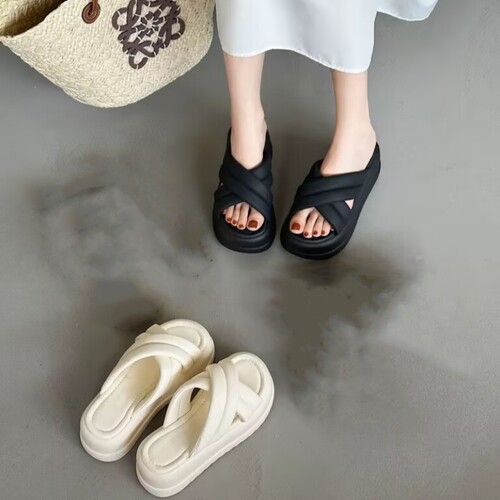 厚底时尚外穿露趾凉拖鞋