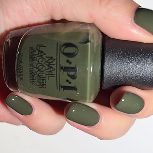 Suzi The First 美国OPI指甲油 W55 Lady Nails 军绿深橄榄绿
