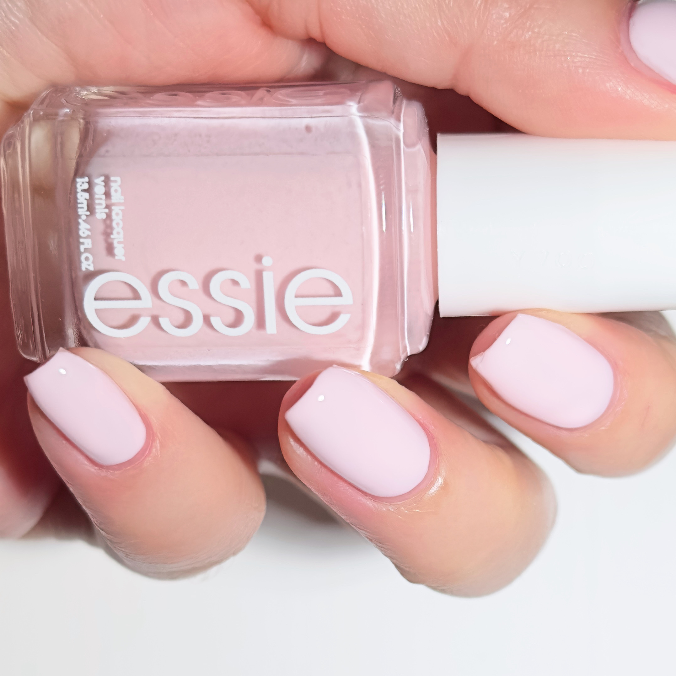 美国ESSIE指甲油温柔甜美棉花糖粉 348 fiji 免考防水不可剥8free