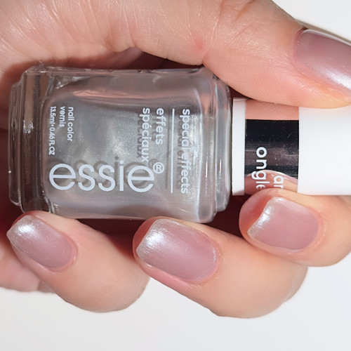 ESSIE指甲油Cosmic Chrome 5号（宇宙铬银）半透缎面铬银偏光细闪