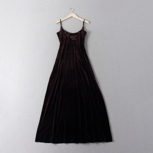 西班牙单！气质有女人味高级感收腰显瘦丝绒吊带连衣裙礼服裙