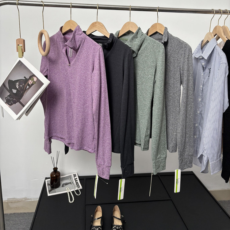 出老美单68美金！女户外跑步健身半拉链立领长袖运动套头速干T恤