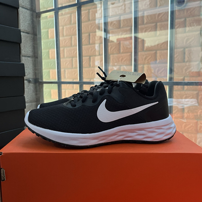 Nike REVOLUTION 6 NN 可回收材料减震耐磨休闲通勤跑步鞋