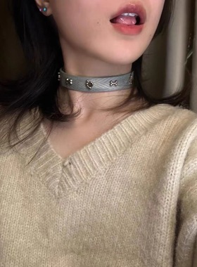 y2k甜酷辣妹骨头皮质choker项圈y2k辣妹千禧复古朋克亚文化颈圈