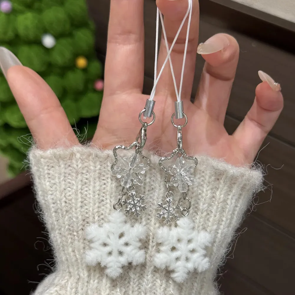 雪花冬季挂件手机挂饰小众简约情人闺蜜百搭饰品配饰潮爆款挂饰