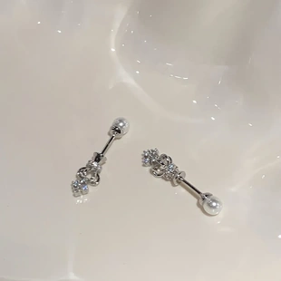 辣妹风高位耳骨钉睡觉免摘小众设计感珍珠皇冠钛钢耳钉女耳轮钉
